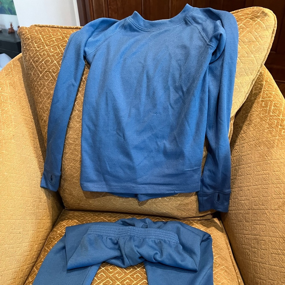 2 sets of kids LL Bean base layers size 6X/7.